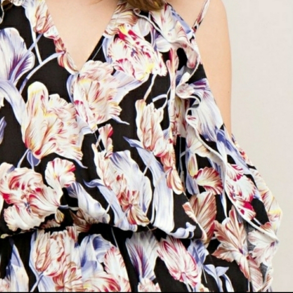 Cold Shoulder Strappy Ruffle Floral Black romper - Picture 7 of 8